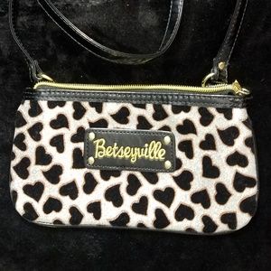 Betseyville Cheetah Print Crossbody Bag
